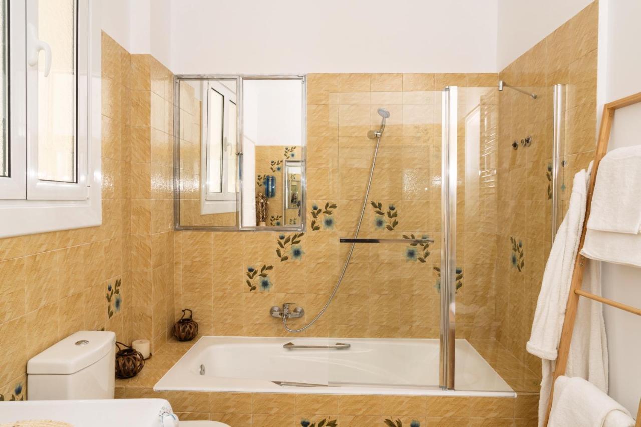 Apartamento Visum Acropol ,3Br - Private Terrace-Jacuzzi - Amazing View Atenas Exterior foto